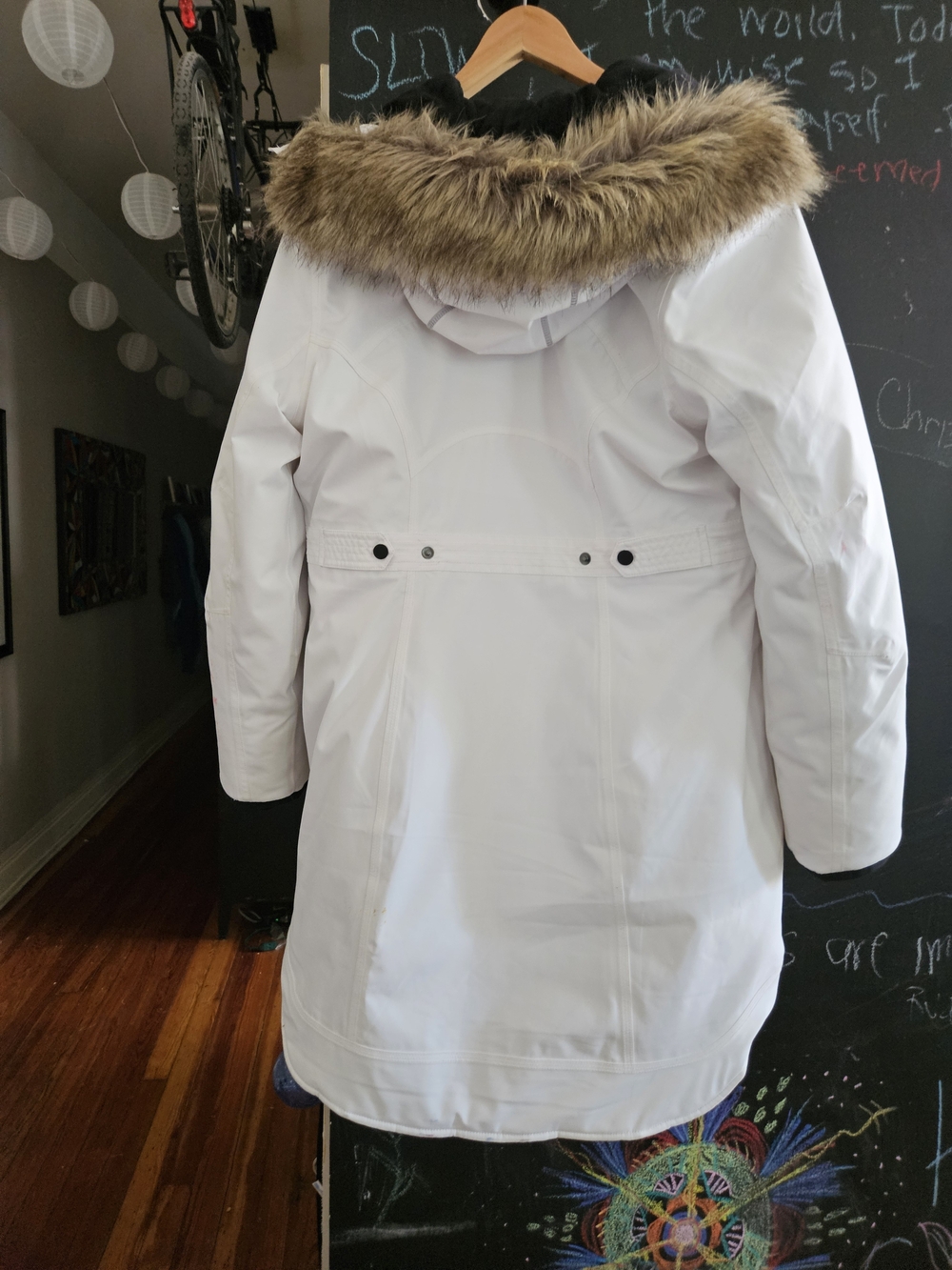 Athleta White Winter Ski Parka with Faux Fur Hood